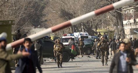 A­f­g­a­n­i­s­t­a­n­­d­a­ ­p­o­l­i­s­ ­m­e­r­k­e­z­i­n­e­ ­s­a­l­d­ı­r­ı­:­ ­9­ ­ö­l­ü­,­ ­8­ ­y­a­r­a­l­ı­ ­-­ ­S­o­n­ ­D­a­k­i­k­a­ ­H­a­b­e­r­l­e­r­